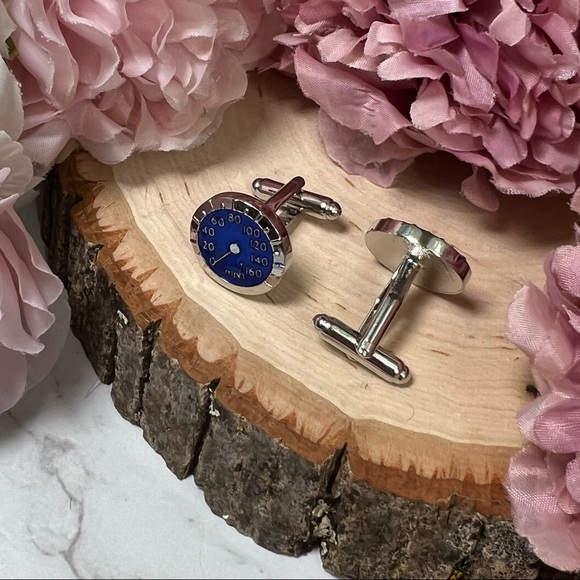 Luxury Car Blue and Silver Speedometer Cufflinks - Picture 12 of 16